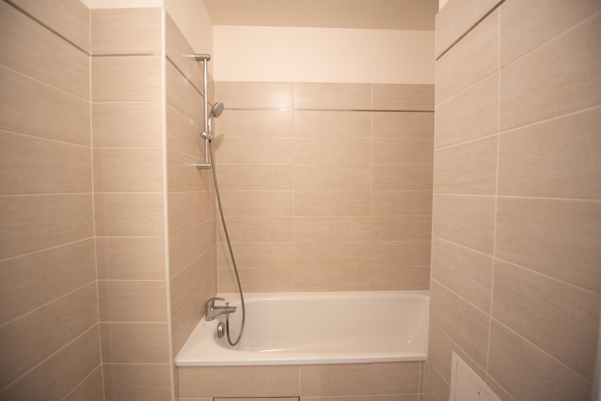 Appartements De 2 Ou 3 Chambres A 40 Minutes De Paris Courcouronnes Bilik gambar